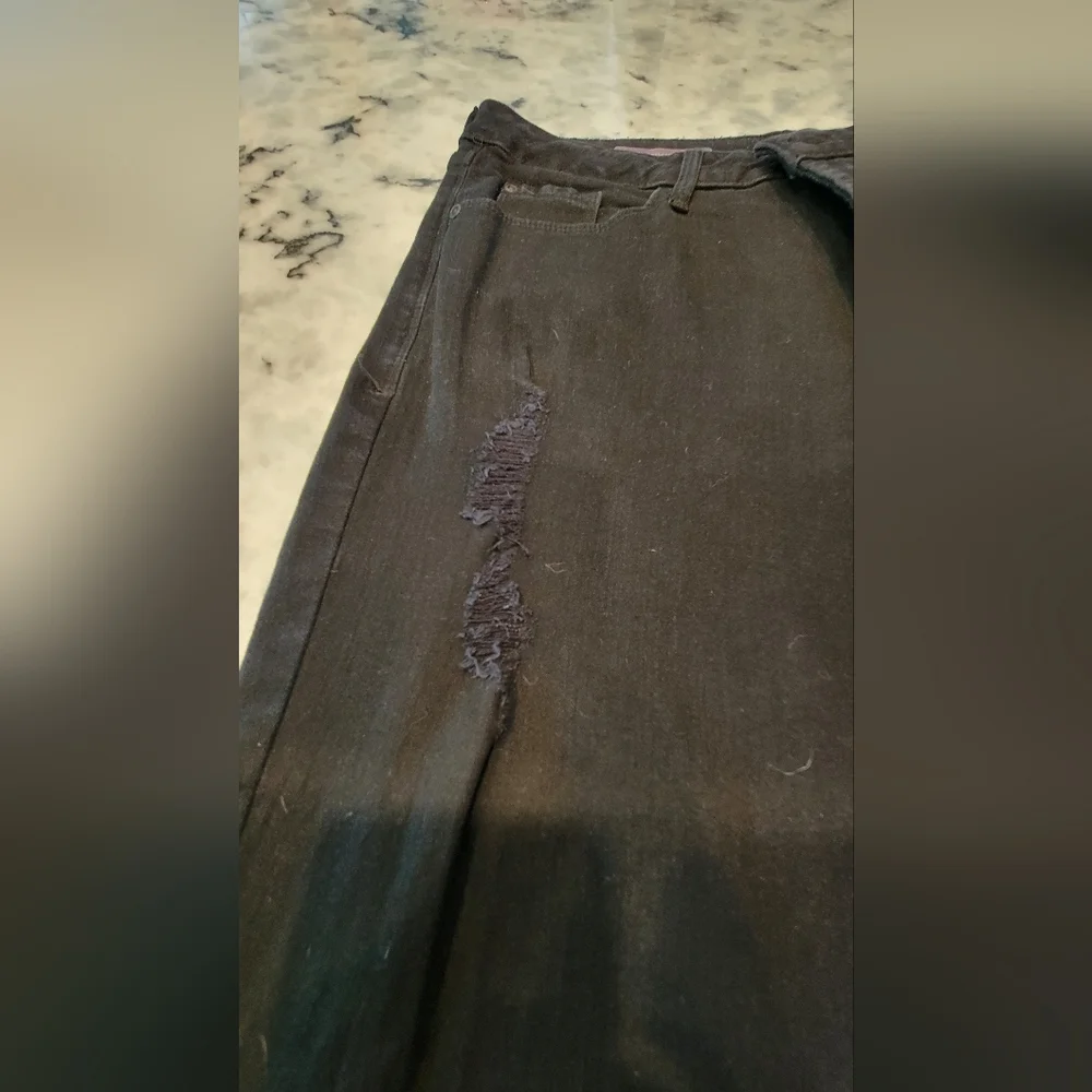 Black Distressed Pants - Picture 4 of 7